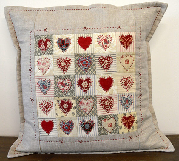 25 Patch Heart Overlap Cushion - Pattern & Kit