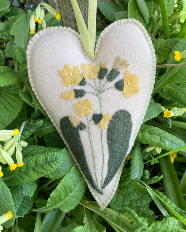 Cowslip Woollen Heart Kit