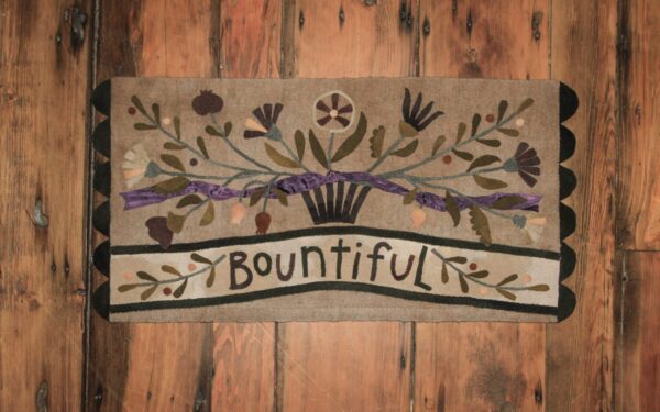 Bountiful pattern by Maggie Bonanomi